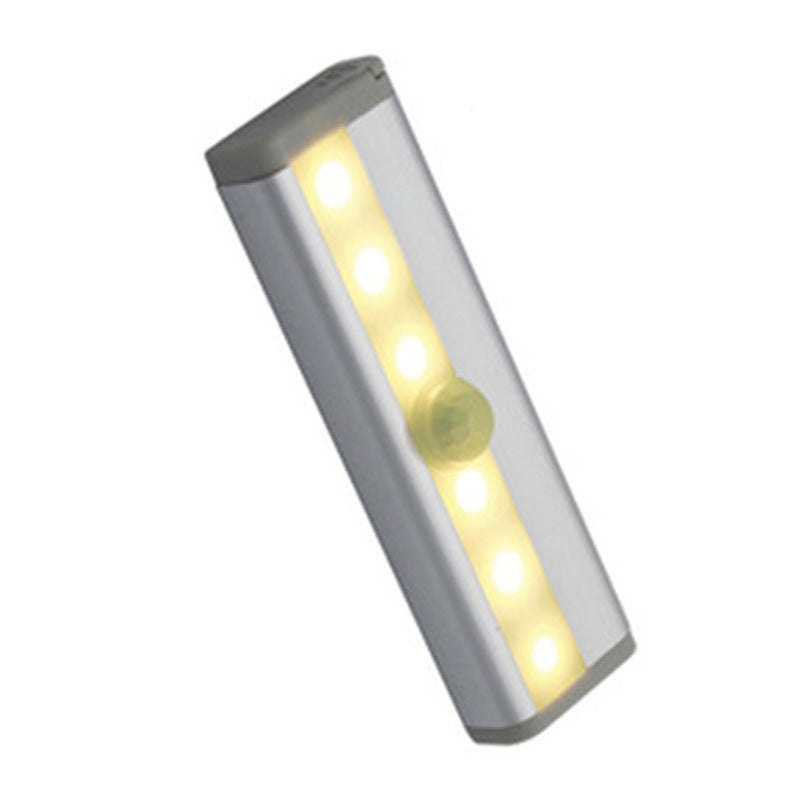 Intelligent human body infrared sensor light